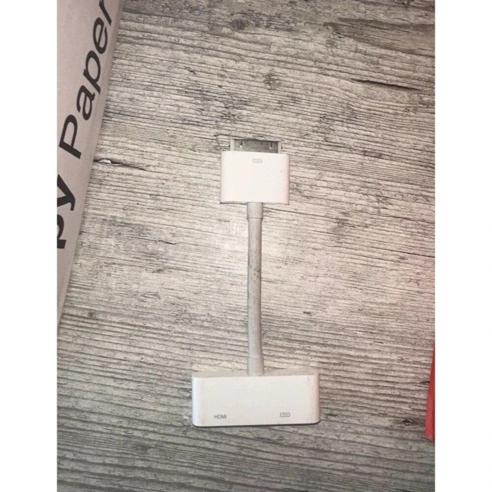 Apple 30-pin Digital AV To HDMI ADAPTER 2nd Gen A1422 Genuine